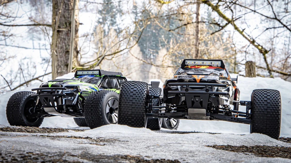 Absima Truggy AT3.4BL V2 Brushless 4WD RTR 12243V2 - Image 8