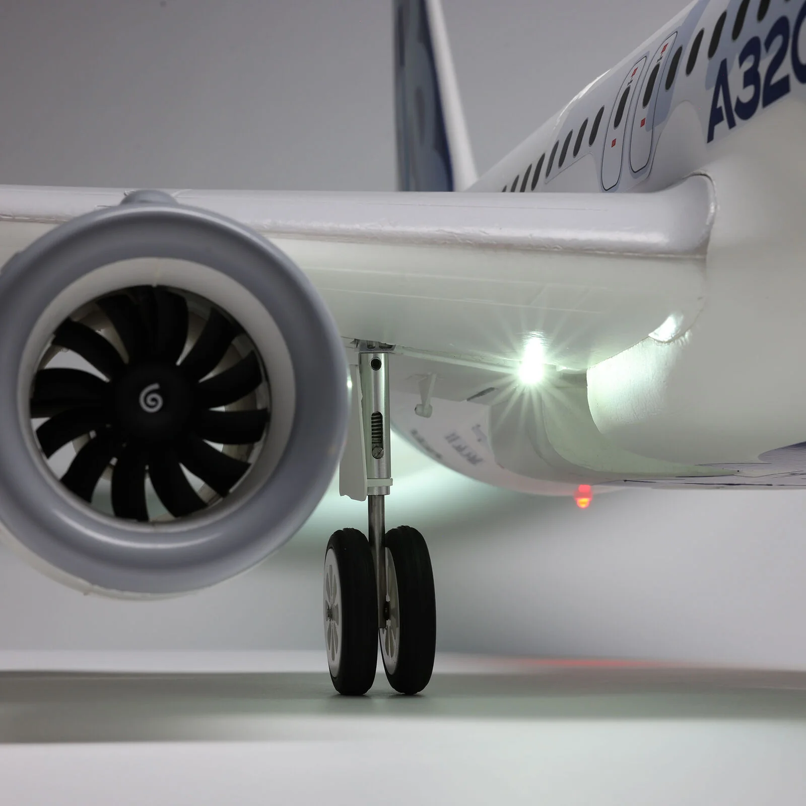 Airbus A320neo Twin 64mm EDF BNF Basic AS3X + SAFE - EFL1493 - Image 6