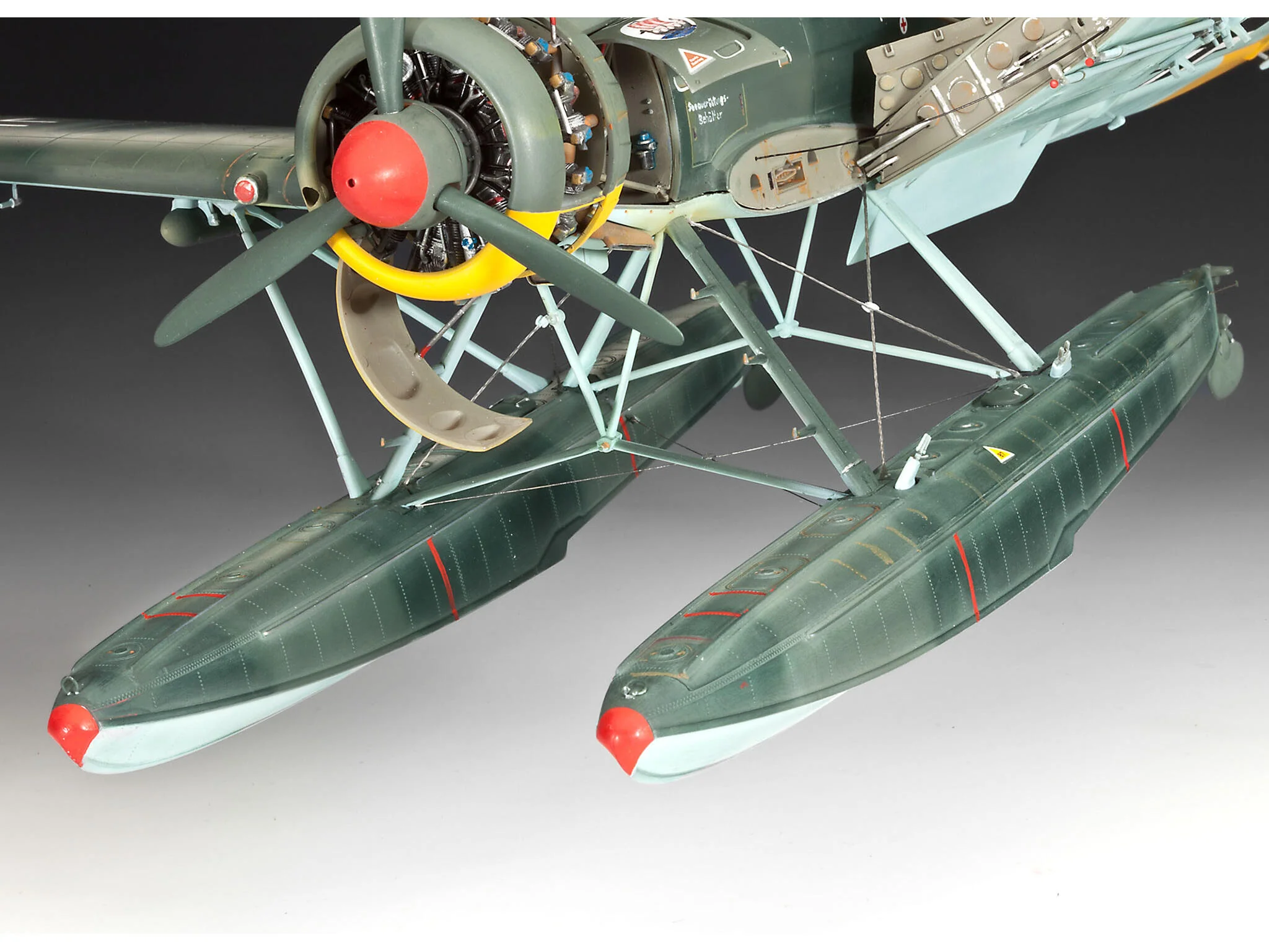 Maquette avion Revell 03787 Arado Ar196A-3 Seaplane - Image 3