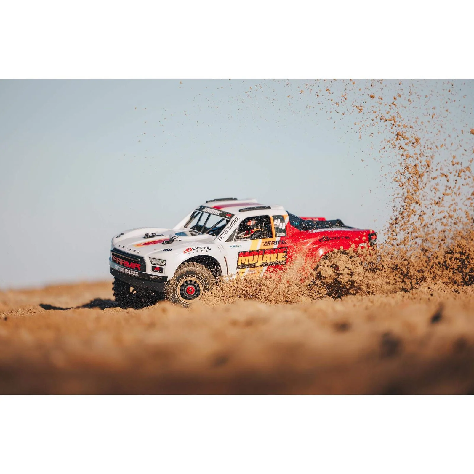 Arrma 1/8 Mojave 4S 4x4 BLX Desert Truck RTR, White - ARA4404T1 - Image 2