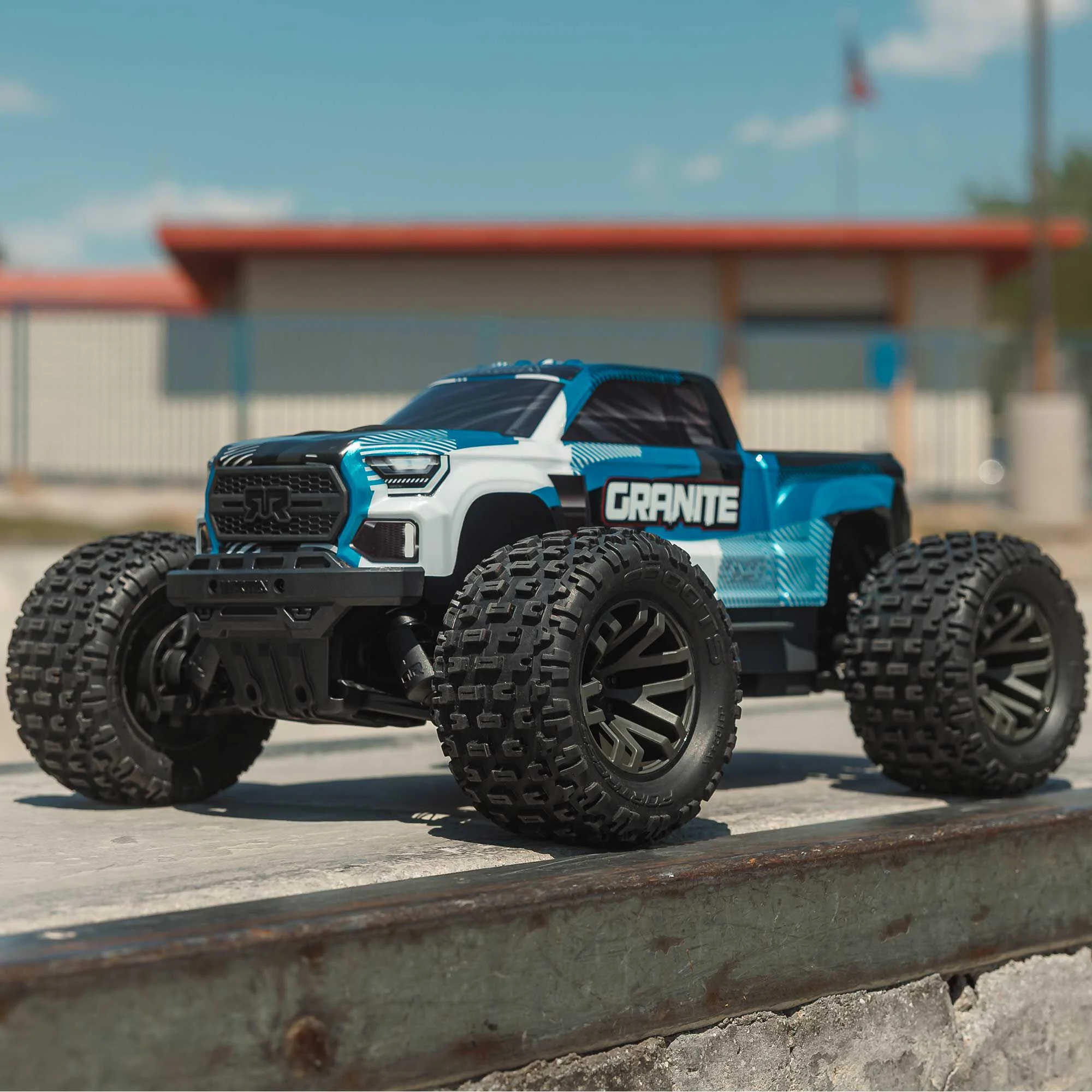 Arrma Monster Truck brushless GRANITE 223S DSC 4X4 RTR 1/10 bleu - ARA4302V4T1 - Image 7