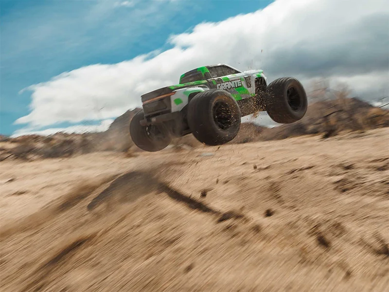 Arrma Monster Truck charbon Granite MEGA 665 4X4 RTR 1/10 ARA4202V4T1 - Image 2