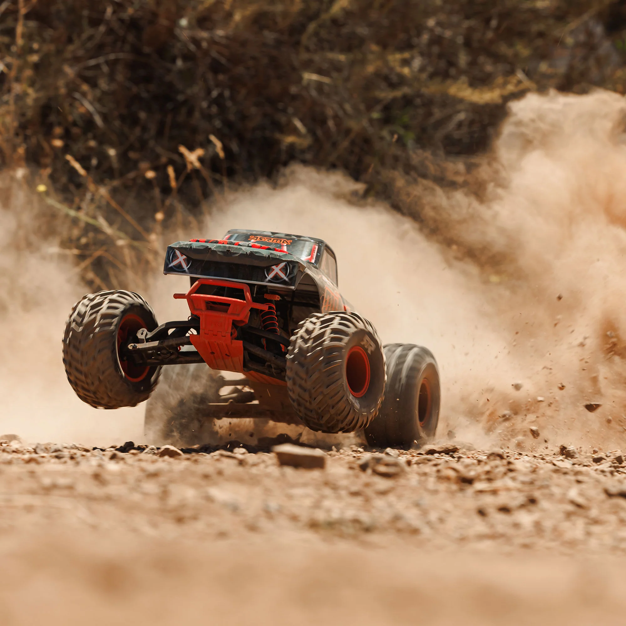 Arrma Monster Truck QUAKE 223S DSC 2WD RTR Brushless 1/10 rouge - ARA3537T1 - Image 19