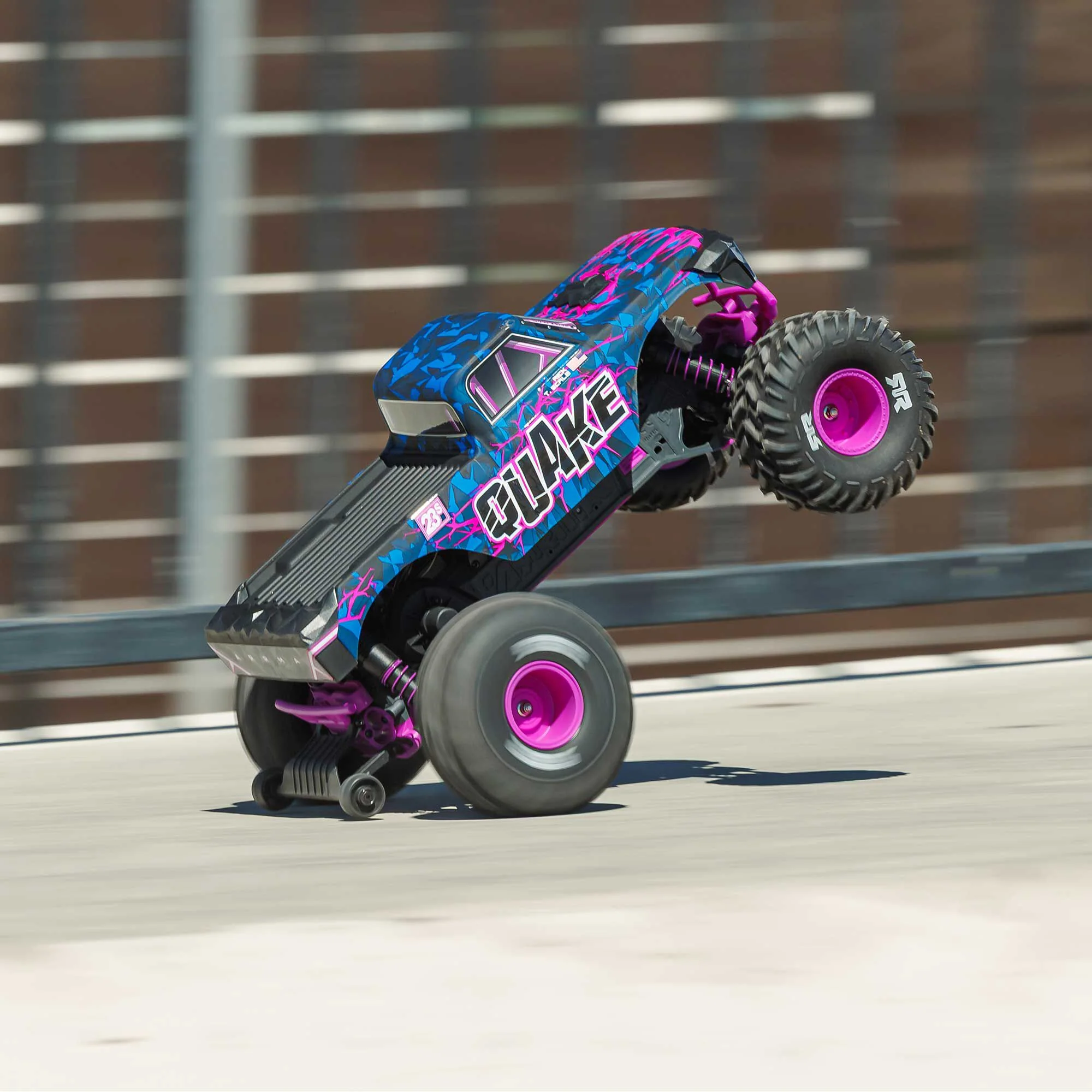 Arrma Monster Truck QUAKE 223S DSC 2WD RTR Brushless 1/10 violet - ARA3537T3 - Image 14