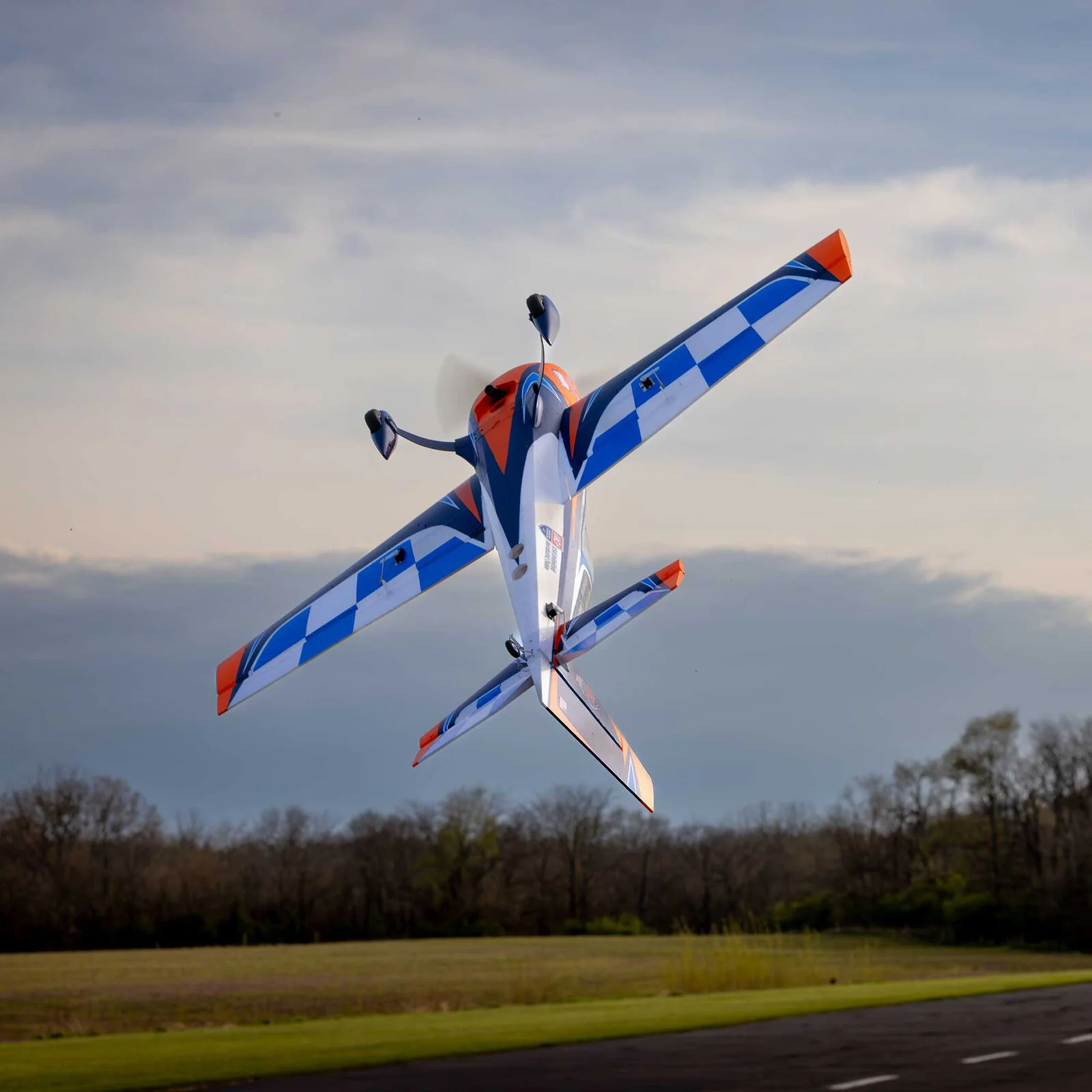 Avion RC E-Flite Extra 330 1,3 m BNF Basic avec AS3X et SAFE - EFL05050 - Image 8