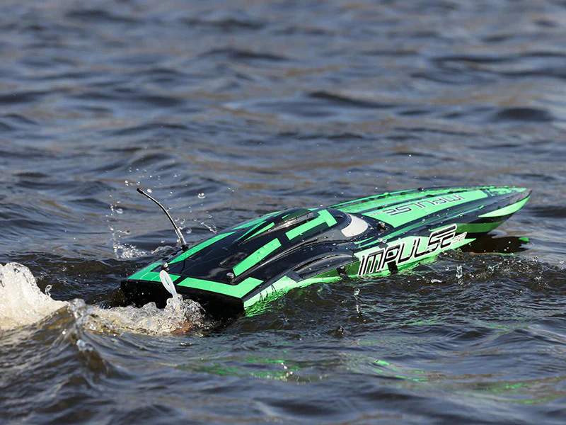 Bateau Télécommandé ProBoat Impulse 32 Brushless Deep-V RTR vert - Image 3