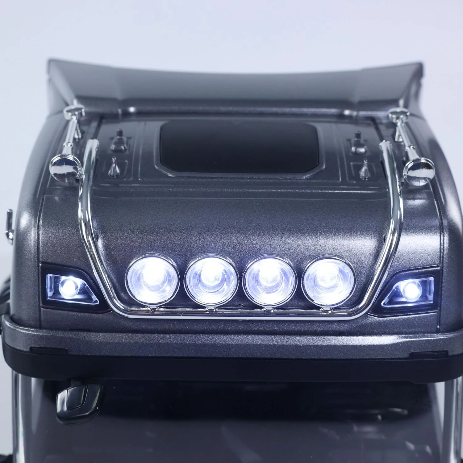 Camion Huina Scania 770S RC Truck RTR gris 1501 - Image 5