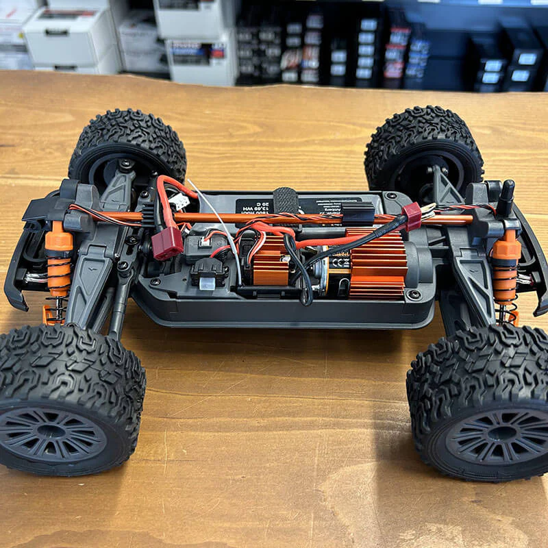 DF Models FighterTruggy Tout Terrain RTR 1/16 vitesse 45km/h 3135 - Image 6
