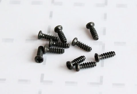 Lot de vis 2,6x8mm référence 7452 pour Buggy DF Model 3120 et Wltoys 144001 / L959-57