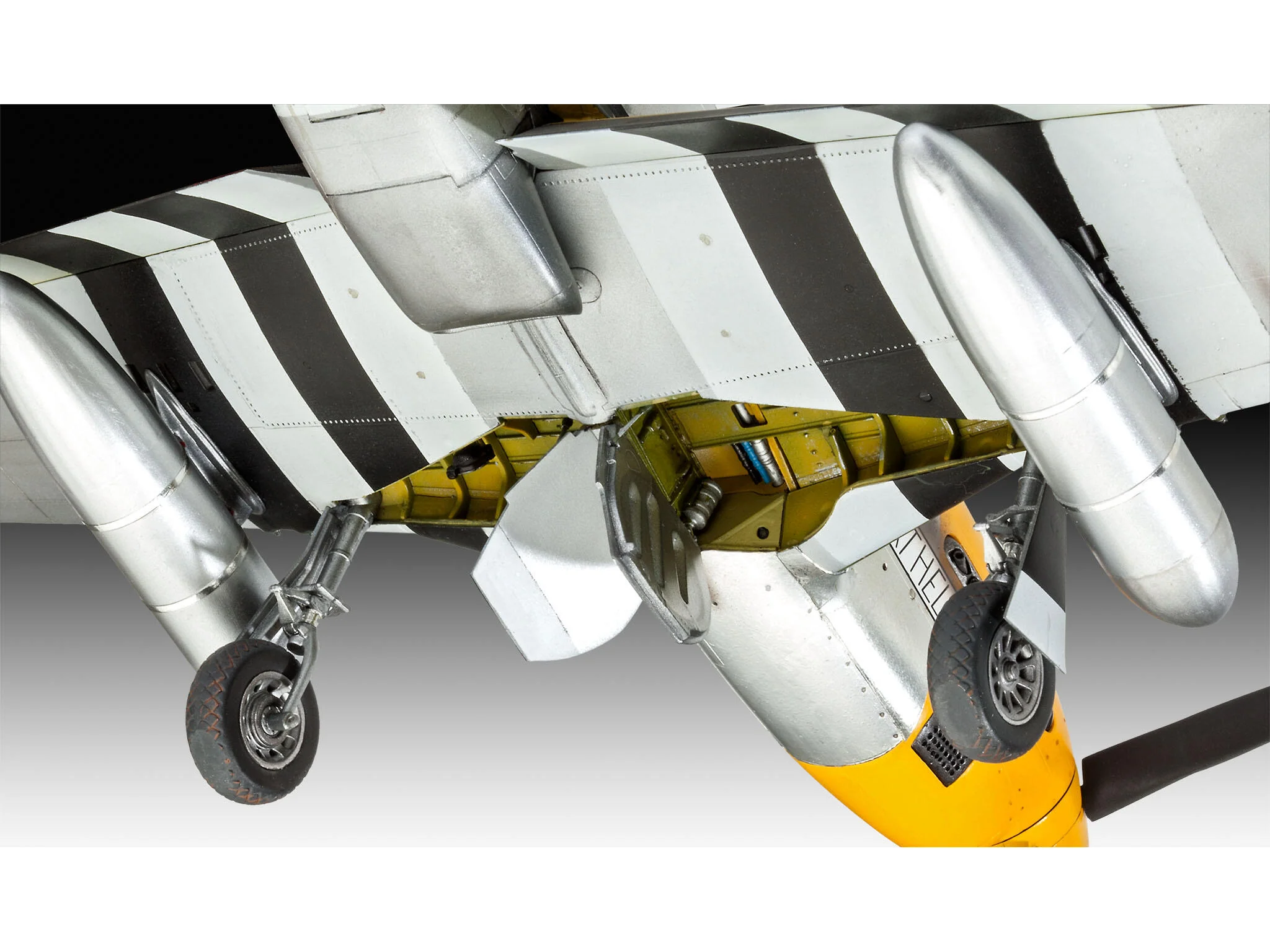 Maquette avion Revell 03944 P-51D-5NA Mustang - Image 4