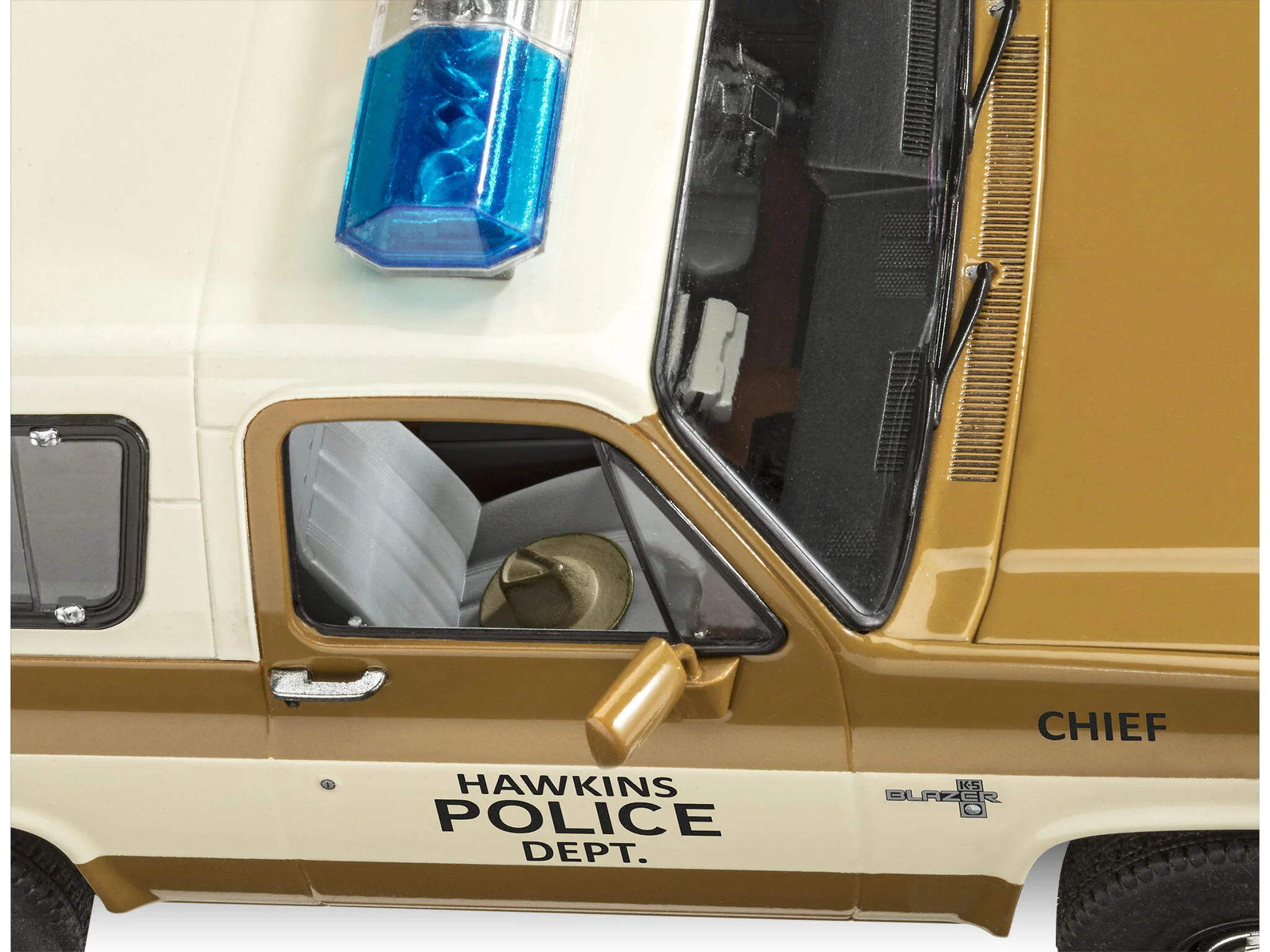 Maquette film Revell 07724 "Stranger Things" Jim Hopper´s Chevy® Blazer K5™ - Image 7