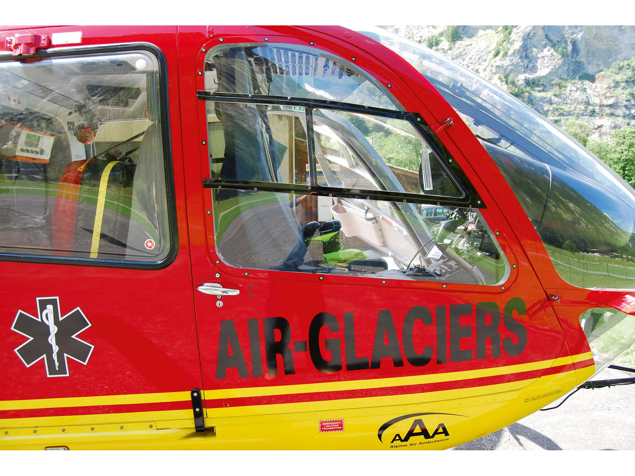Maquette hélicoptère Revell 04986 Airbus Helicopters EC135 "Air-Glaciers" - Image 5