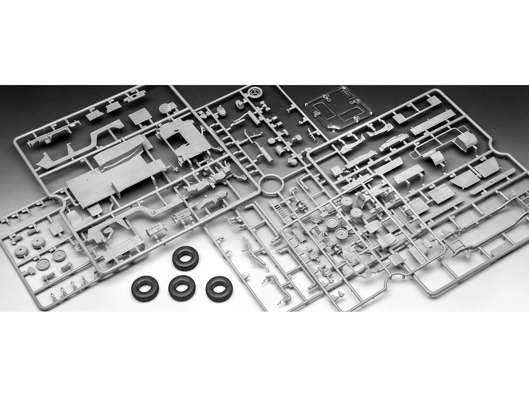 Maquette militaire Revell 03366 HMMWV M109 7A2 - Image 7