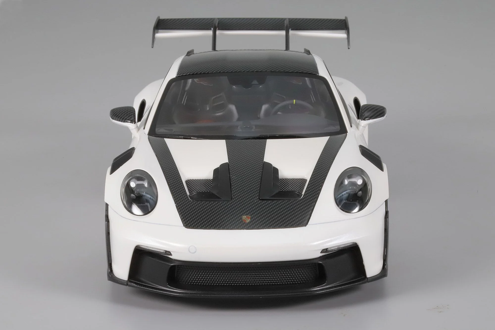 Maquette Tamiya Porsche 911 GT3 RS (992) - 24370 - Image 4