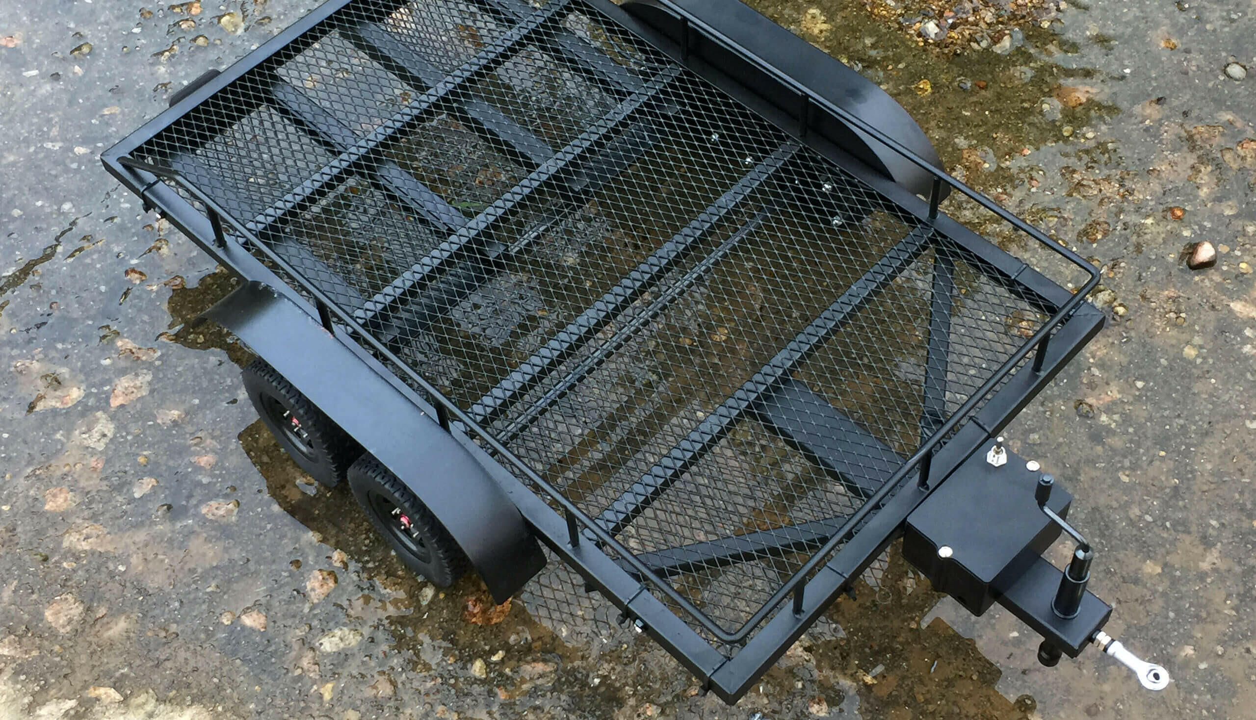 Trailer Remorque en acier double essieu avec kit Led (550x335mm) - Amewi 22197 - Image 6